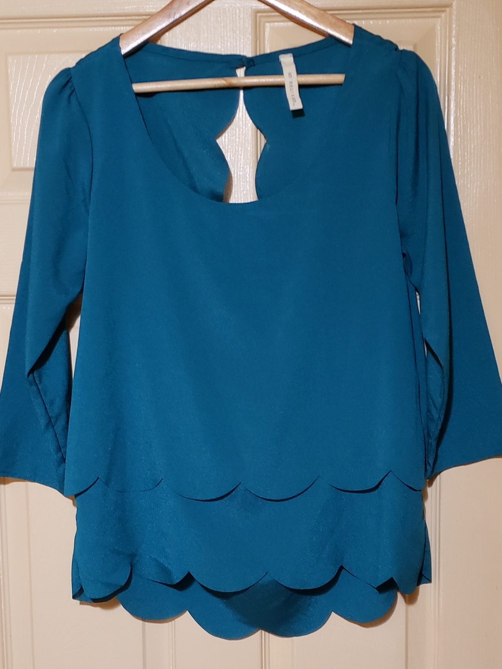 My Beloved Teal Scalloped Hem Women's Blouse - Classic Scoop Neck